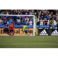 Raul Ruidiaz of Seattle Sounders FC eyes an open goal against Real Salt Lake