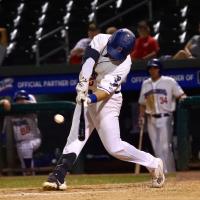 New York Boulders at bat