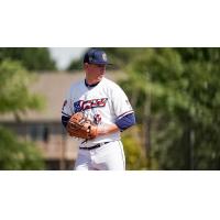 Northern Colorado Owlz pitcher Spenser Dexter