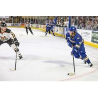 Roanoke Rail Yard Dawgs forward Brady Heppner (right)